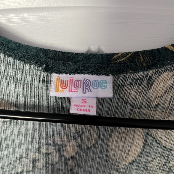 LulaRoe Sarah Long Open Floral Cardigan - Picture 4 of 9